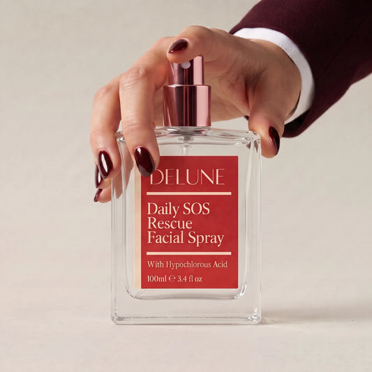 Facial spray UAE – Hand on Delune Dubai Daily SOS Rescue Facial Spray