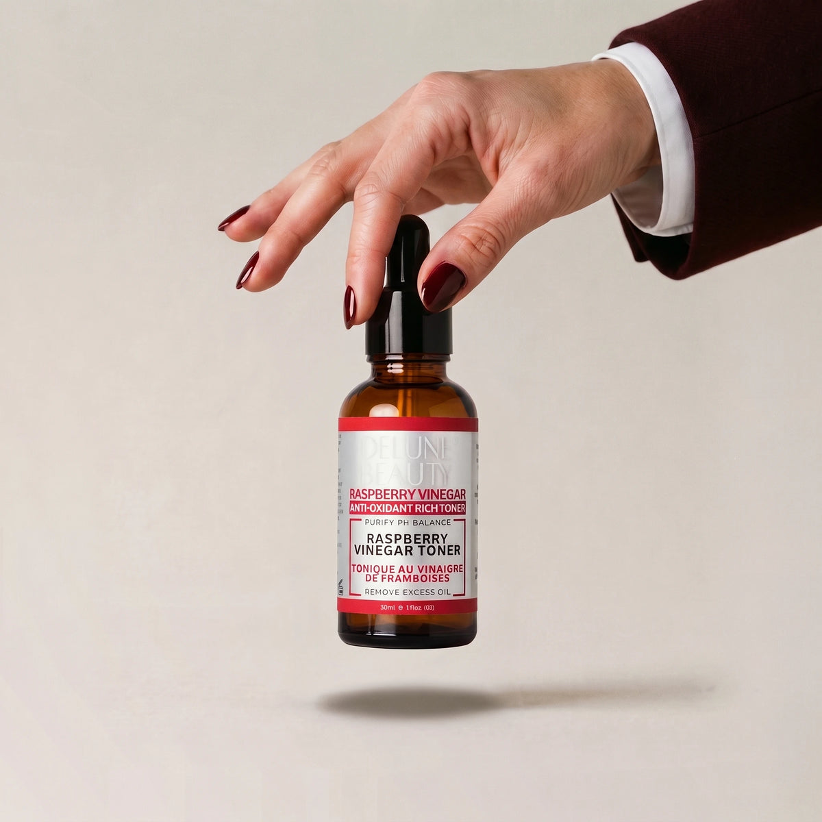 Face toner UAE – Hand lifting Delune Dubai Raspberry Vinegar Toner