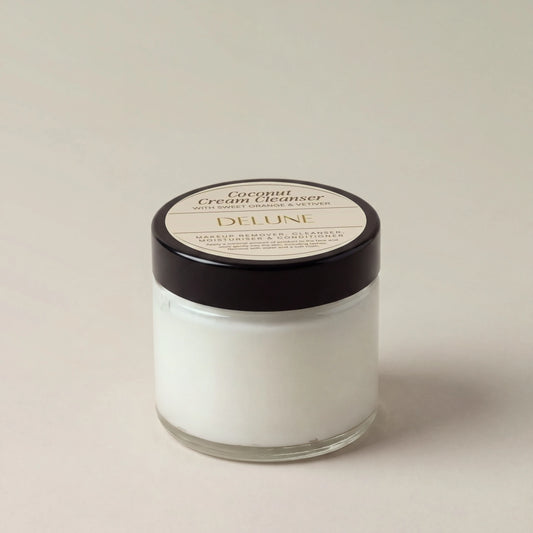 Face cleanser UAE – Delune Dubai Raw Coconut Cream Cleanser studio packshot
