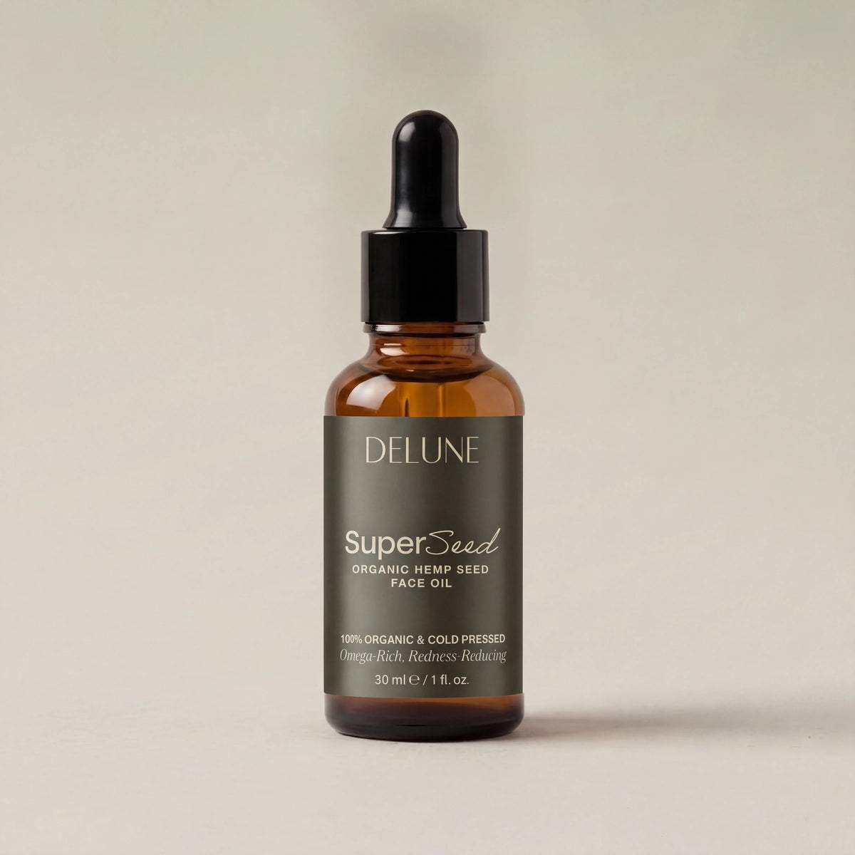Face oil UAE – Delune Dubai Super Seed Hemp Seed Face Oil studio packshot