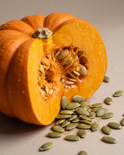Pumpkin Seed Oil UAE – Delune Dubai Virgin Pumpkin Seed Oil botanical still life